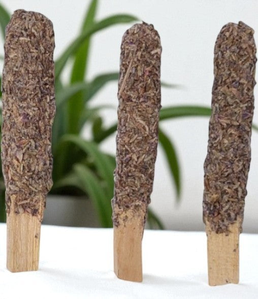 Palo Santo Stick Hand-Rolled in Lavender – Calming Energy Cleanse